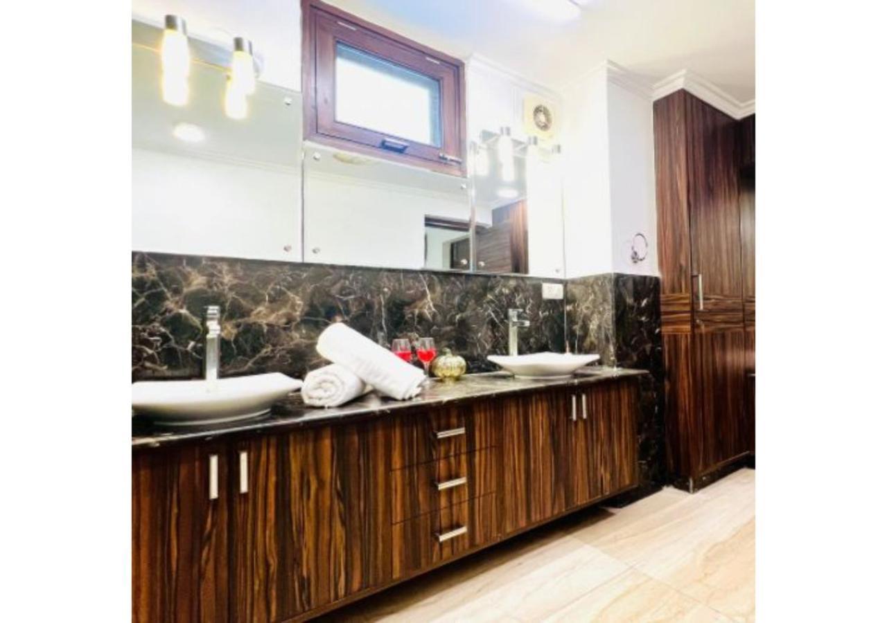 Olive Serviced Apartments - New Friends Colony New Delhi Buitenkant foto